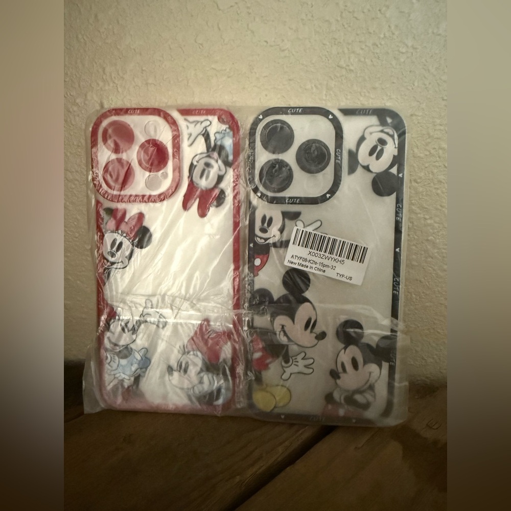 MINNIE & MICKEY Matching iPhone 15 Pro Max Cases NEW IN PKG.